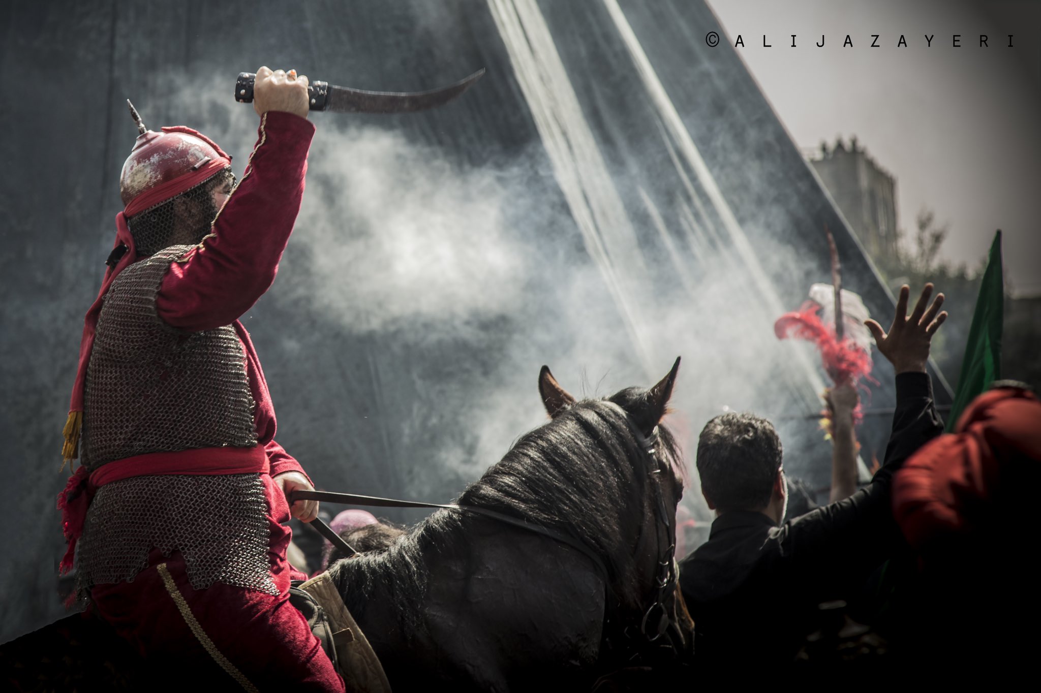 علی جزایری в Twitter: „بچه که بودم وقتی شب عاشورا مداح می گفت ...