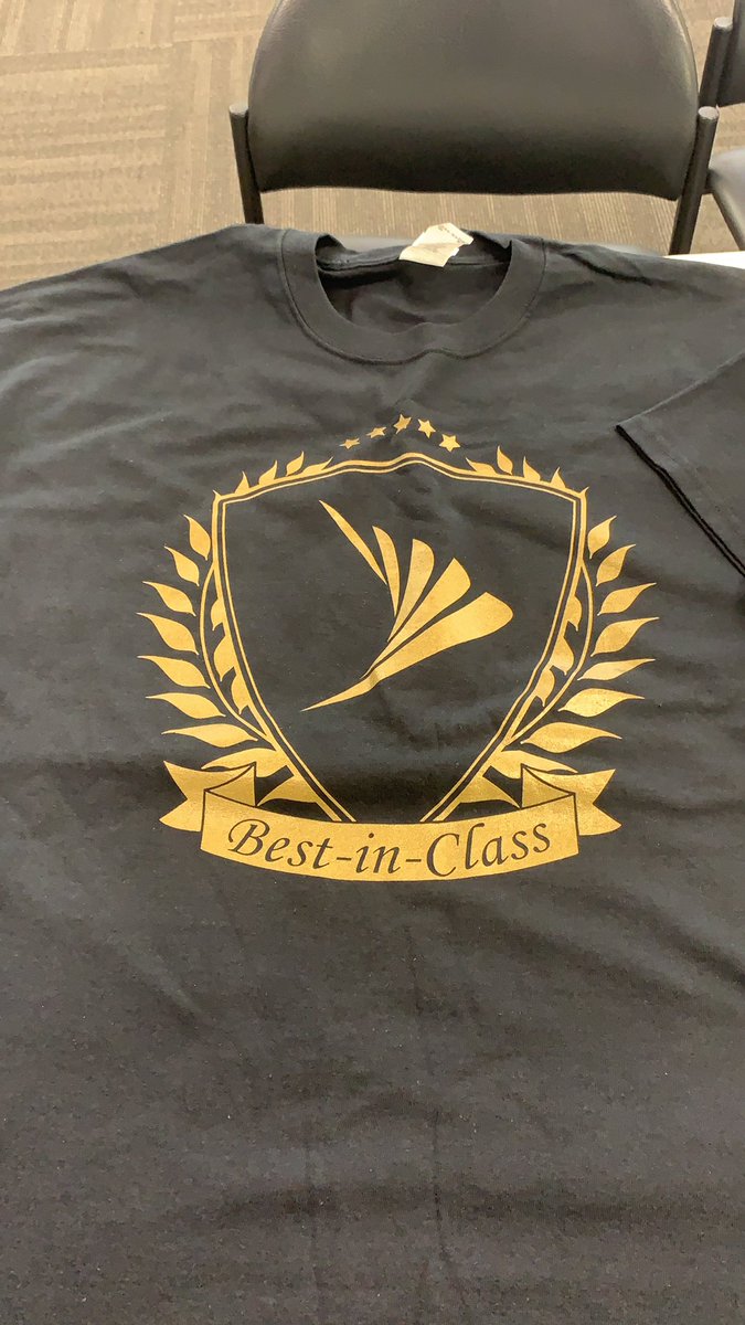 stogdog08's tweet photo. Best in class shirts just came in!!! #hawleywood #SprintFam #livinthatbestlife @Hawley11511 @jimmills22 @terryliptak @tracySprint https://t.co/6juYo191yd
