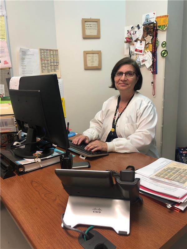HMays_2018's tweet photo. Neff Employee of the Week🏆: Nurse Greer works tirelessly to make sure the teachers &amp; staff have all updated information on students. Neff thanks Nurse Greer for her continual dedication towards our learning community in keeping students safe &amp; healthy! @Neff_ES https://t.co/Hl1ul0cv8g