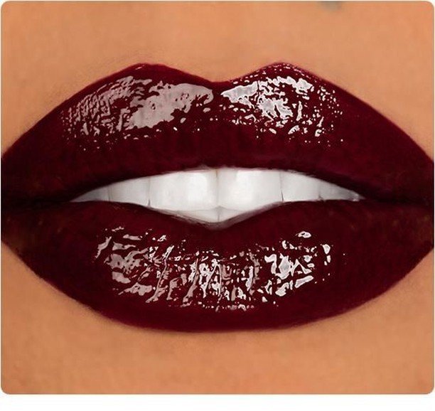 KAOIR_Cosmetics's tweet photo. #WETPaintCollection > Our Sultry Shade of Dark Burgundy, #SOSEXY > https://t.co/9EigFsNzs3⠀
.⠀
.⠀
.⠀
.⠀
.⠀
.⠀
#KAOIR⠀
#KAOIRCosmetics⠀
#Lipstick⠀
#Makeup⠀
#MUA⠀
#MakeupLook⠀
#MOTD https://t.co/IBpduAna1v