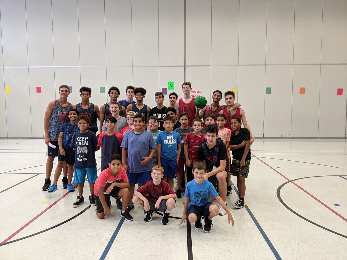 LBrockCounselor's tweet photo. #CharacterCourt started up again @FalconPassElem with @Clear_LakeHS boys' basketball team! Today we talked about responsibility on and off the court. https://t.co/piyX4pWo5u