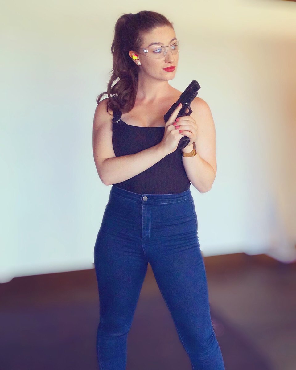 AmbzDT's tweet photo. Special Agent Amber 🔫  Wishing I was John Wick - honing my firearms skills at the #GunRush Training Course 🙌🏻 https://t.co/Shxhq3RSrA