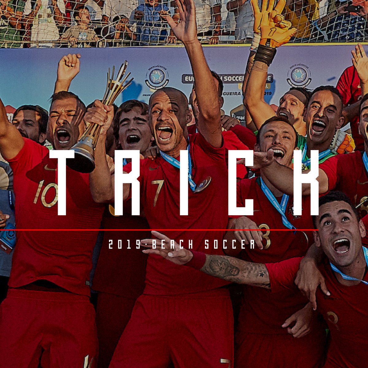 selecaoportugal's tweet photo. No relvado, na quadra, ou no areal... na Europa manda Portugal! História feita! 🇵🇹

Football European Champions ✅
Futsal European Champions ✅
Beach Soccer Euro Champions ✅

#PortugalX3 #TodosPortugal https://t.co/XZQdKQdakt