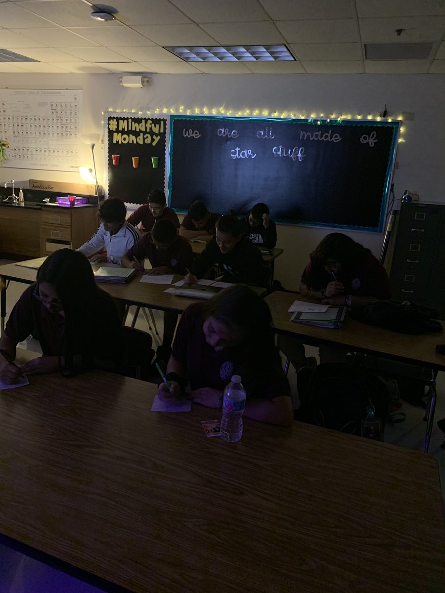 First #MindfulMonday in the books! Students reflected on their past week and came up with strategies to self-care and self-advocate to make this week better. #MortonPride #OrgulloMorton #scienceSEL