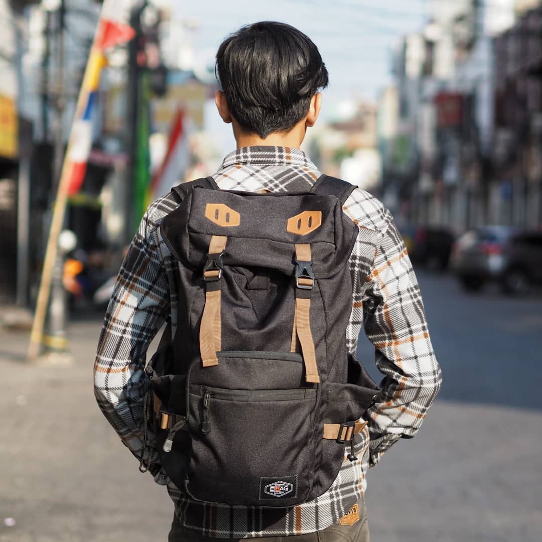 taskamera's tweet photo. tas ransel / backpack EIBAG 613 #eibag #eibagindonesia #backpack #daypack #ransel #tasransel #taspria #tassekolah #taskeren #tasbandung #madeinbandung #taseibag https://t.co/tpwzq9O8AN https://t.co/4kj5wsV6lL