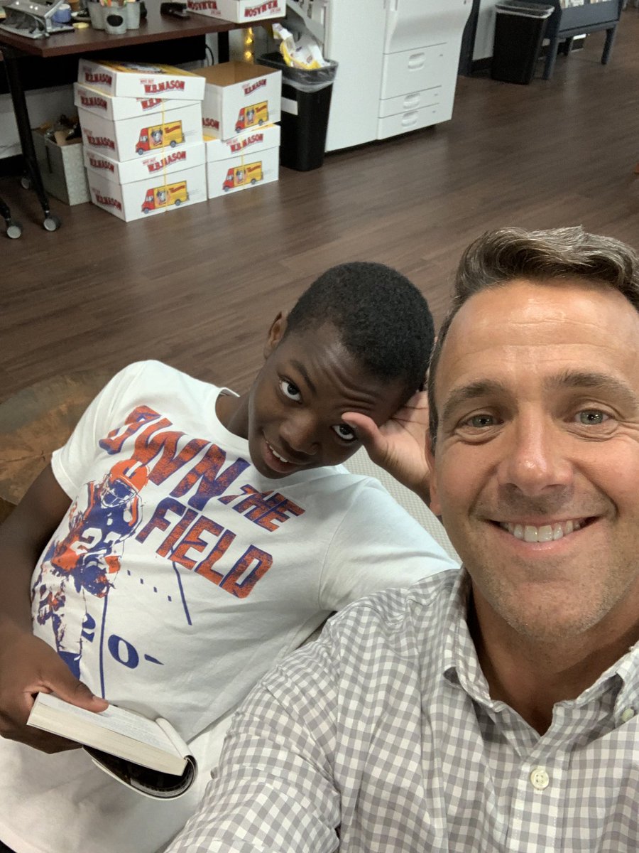 MrDavisELA's tweet photo. Me and Dwayne...on the reading train.  @cpsnhslibrary @ackmom67 https://t.co/tTjm1S38hS