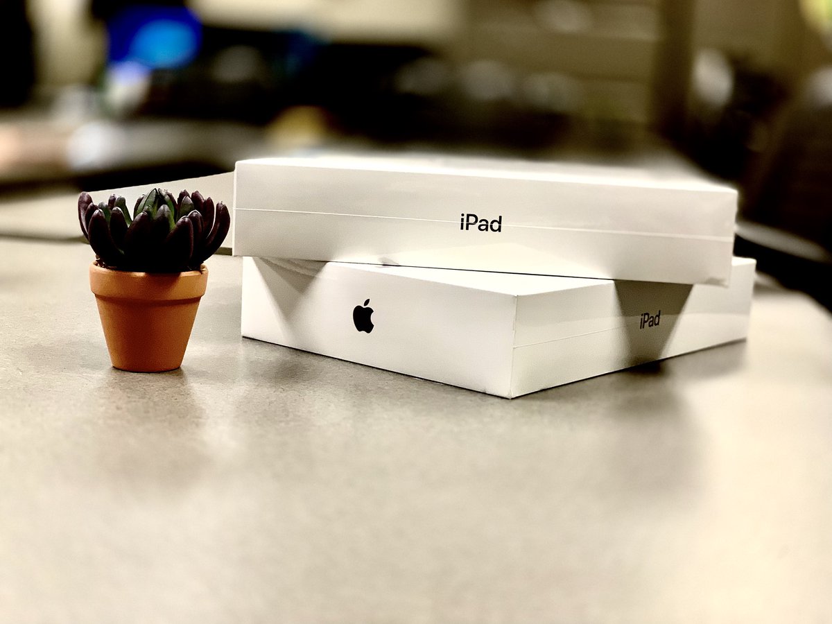 SandTSUB's tweet photo. It’s giveaway time! Check out these TWO Apple iPads and how you can enter to win! Must be a current S&amp;T student. Giveaway ends 9/30 @ 5pm. https://t.co/FrNcXX0AaY
