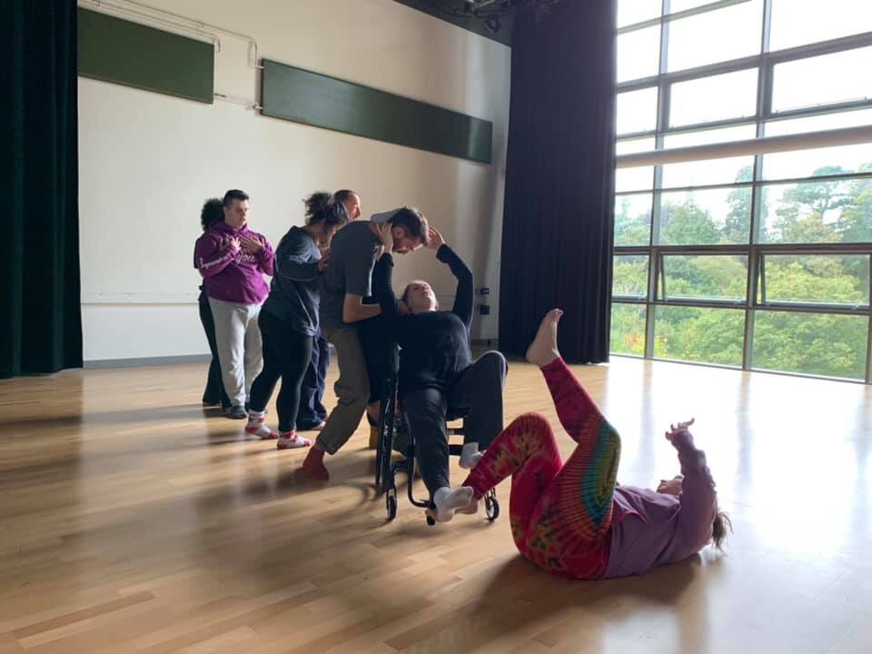 ms_danceartist's tweet photo. Truly wonderful final day of the International Intensive with #AdamBenjamin

@plymouthdance #contactimprovisation #improv #dance #family #international #listen #movement #inclusive #beautiful https://t.co/JKUjN604tX