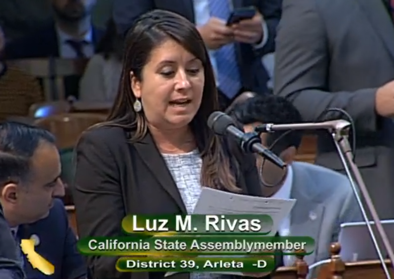 CPEHN's tweet photo. 🚨 BREAKING! #AB929 by Asm. @LuzRivas has advanced off the Assembly Floor on concurrence! This bill provides much needed transparency on health plan cost, coverage, & disparity reduction efforts. We can hold plans accountable to communities when we have clear data. @Care4AllCA https://t.co/O9vHROJc20