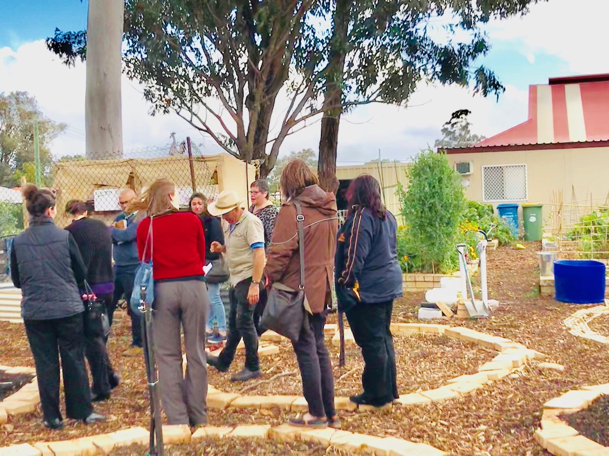 EarthWhileAus's tweet photo. Great to see the innovative ideas in use at Neerigen Brook Primary School recently - clever watering, recycling plastic drink bottles to make netting, making paper pots and more. Thanks Dave for showing us around as part of the SE Sustainable Schools network. https://t.co/jfog453Nf4