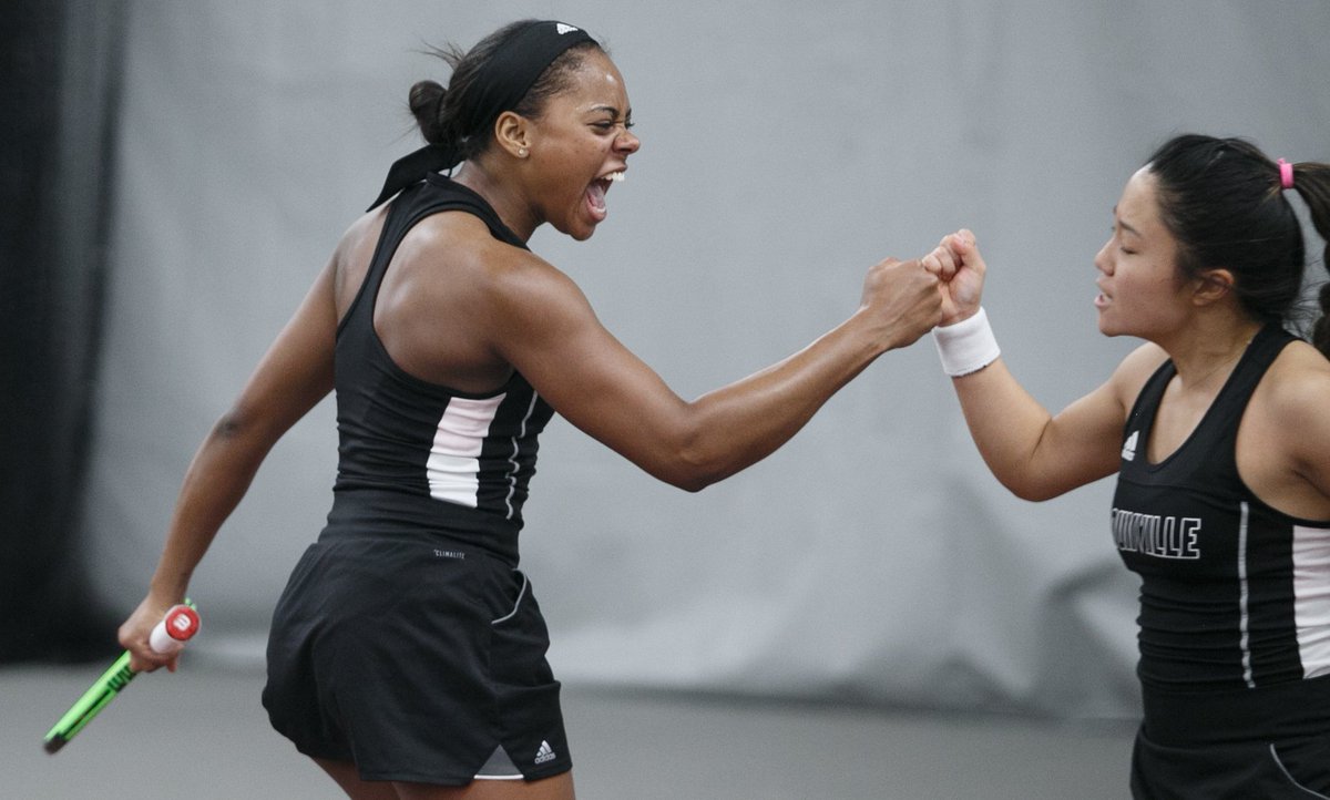 LouisvilleWTEN's tweet photo. Check out the schedule for this season 📅 It includes a trip to Hawai'i 🏖 and seven home ACC matches at the Bass-Rudd Tennis Center!  #GoCards  🎾❤️ 

🔗https://t.co/DUZpxdrN3y https://t.co/n5skZCBRkL
