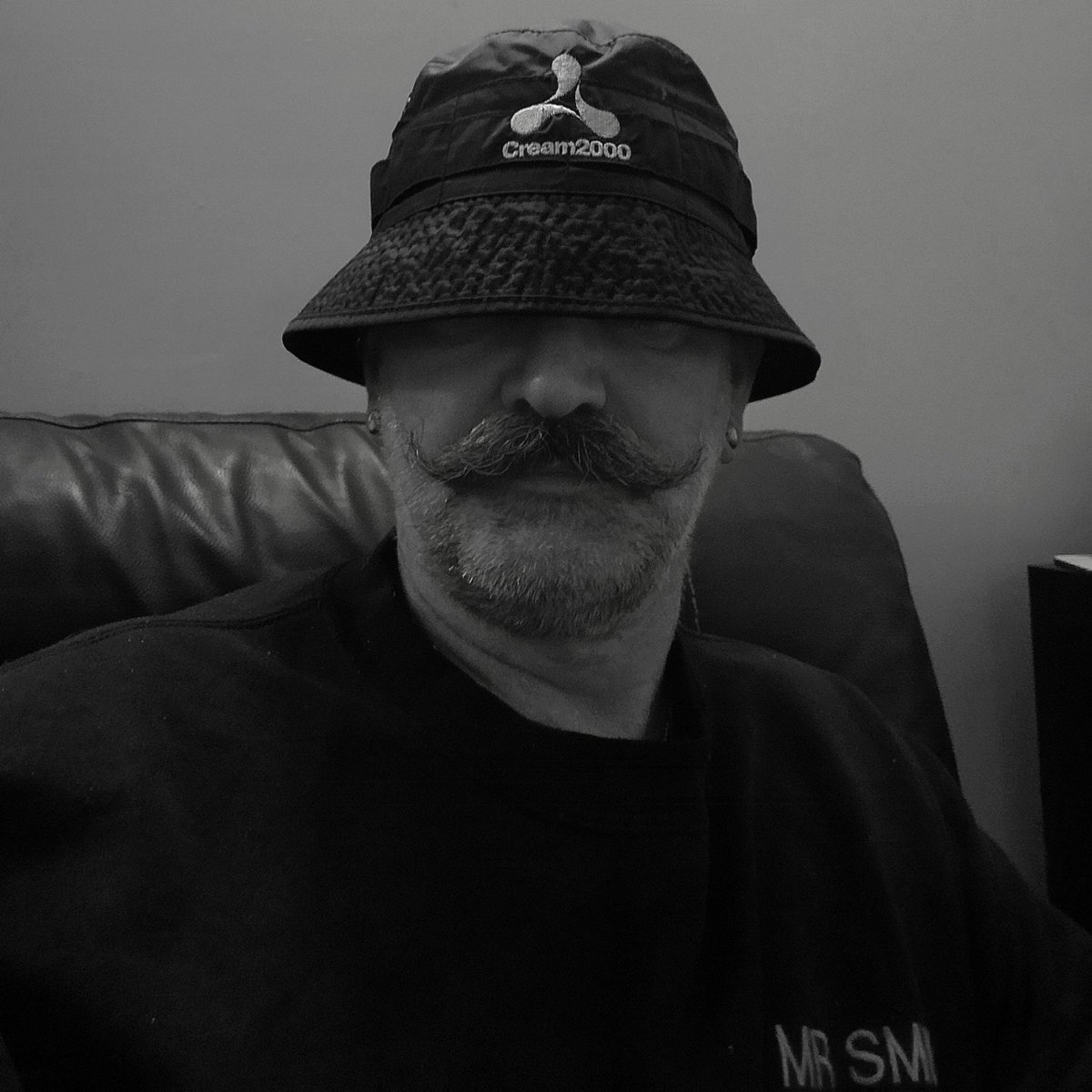 MrSmithLocksLtd's tweet photo. Clearing out the clutter and I found my 2000 Cream hat - this hat is older than my kids!
#cream #millenium #creamfields #throwbackhat #backintheday https://t.co/W256UCAckK