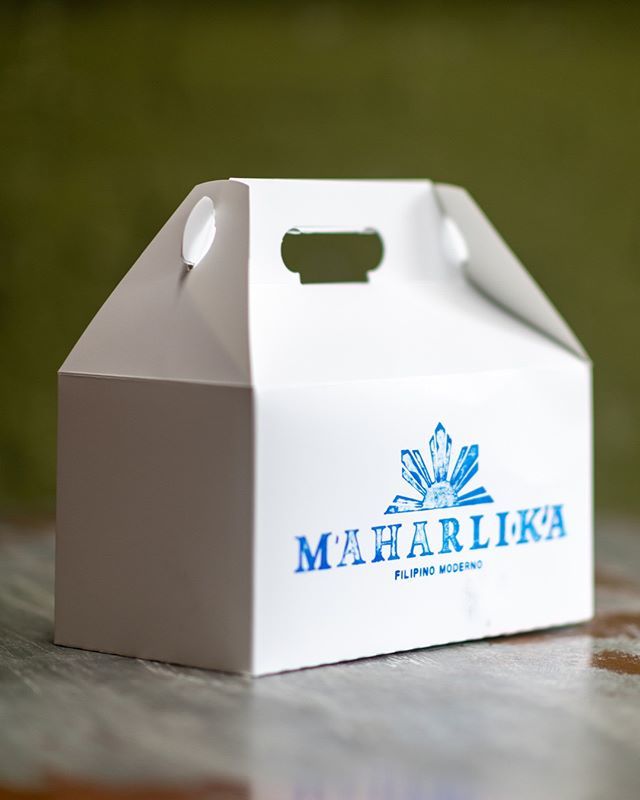 While everyone was busy fighting over chicken sandwiches, we were working on our own on-the-go fried chicken surprise! 🥡🍗 #new ift.tt/2ZZG57j