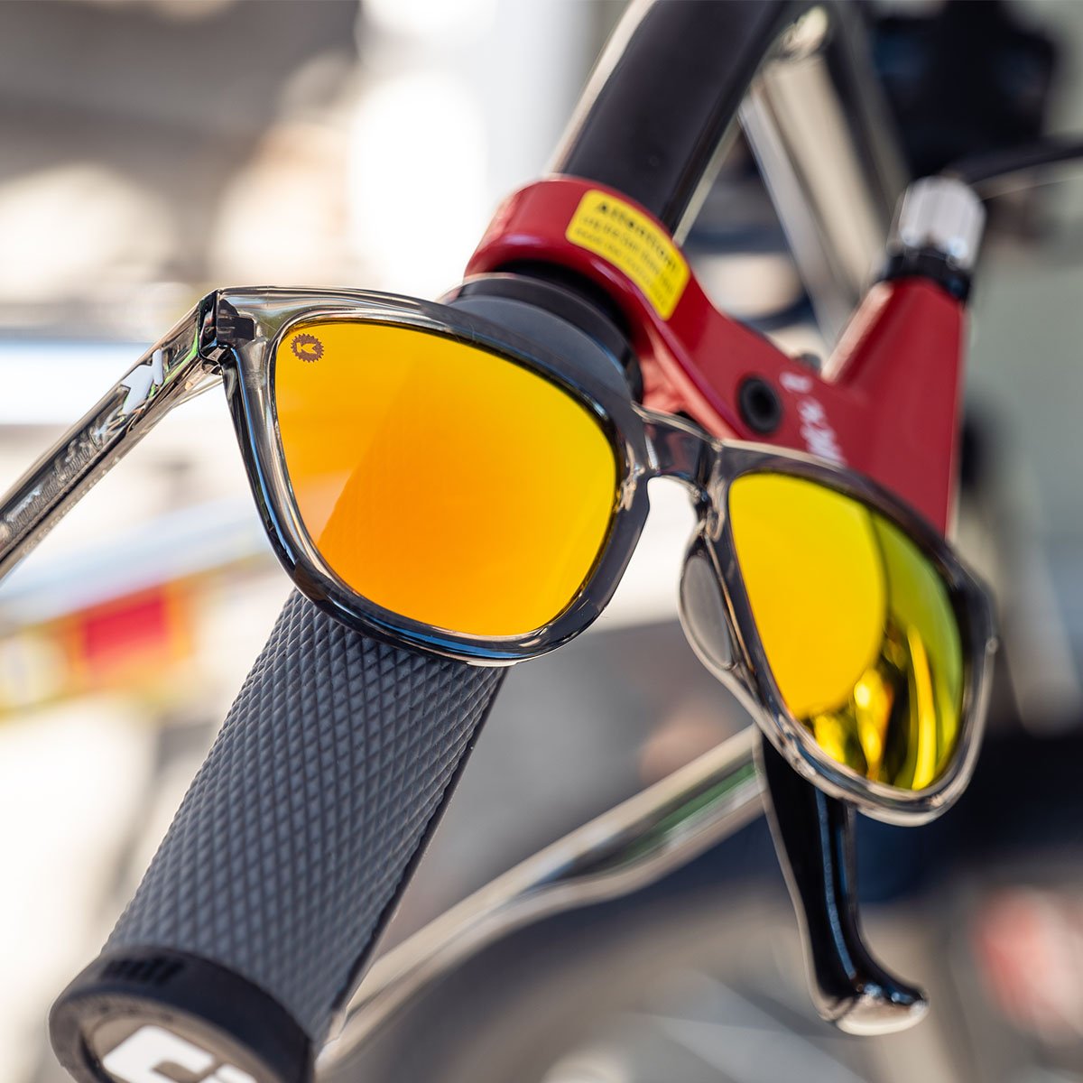 Knockaround's tweet photo. 🚲 Put the brakes on slipping sunglasses. Knockaround Sport's embedded rubber nose pads make sure your shades stay put.
.
.
.
#knockaround #knockaroundsport #runningknocks #premiumknocks #premiumssport #sunglasses https://t.co/8ij57BFOyd