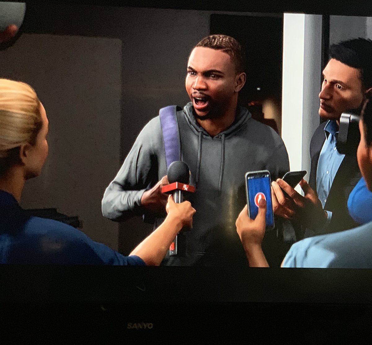 reggie_truuuuuu's tweet photo. Already know what time it is #2kfacescan π https://t.co/2mRMpKykwC