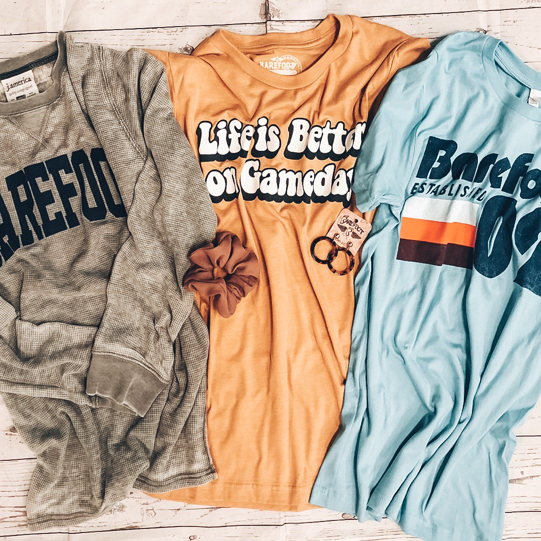 BarefootCampus's tweet photo. Talk about the perfect #BarefootSixPack 🤩 Want to win?! YOU KNOW WHAT TO DO ⬇️
LIKE, RETWEET, &amp; FOLLOW us for a chance to win!
*winner announced Friday*
Check out our Instagram  &amp; Facebook for another chance to win! #shopbarefoot https://t.co/aK9PvuPqaq