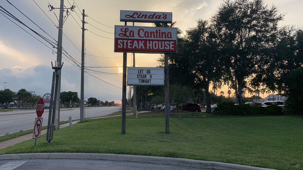 FCSports's tweet photo. Linda’s La Cantina means more than just great food to us. It also serves as a reminder that college football season is here and all is right in the world! #KickoffDinner https://t.co/BFC3AIg1hC