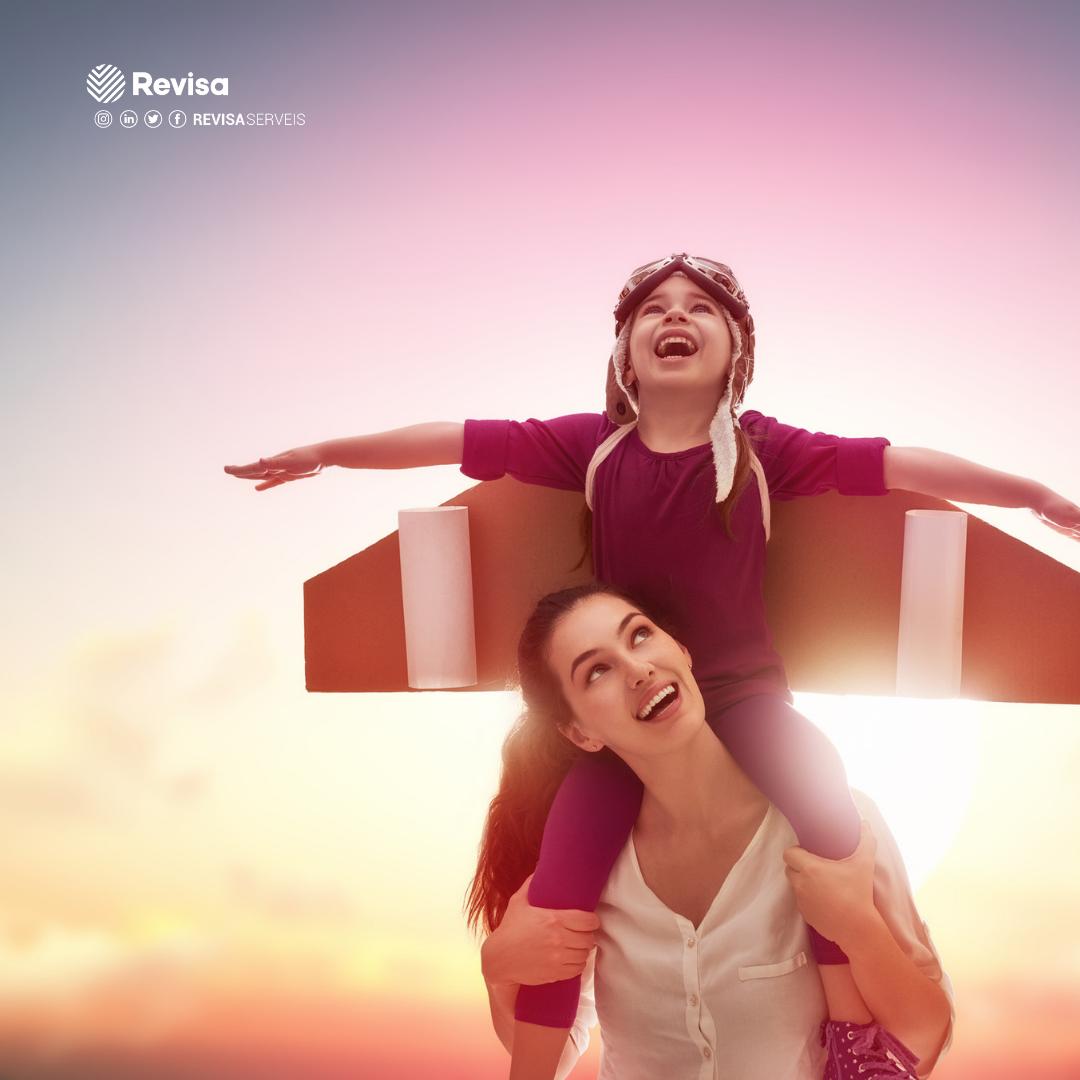 RevisaServeis's tweet photo. Des de #Revisa estem llestos i amb les piles carregades per al nou curs escolar. Vosaltres? .
.
.
. 
Desde Revisa estamos listos y con las pilas cargadas para el nuevo curso escolar. ¿Vosotros?

#Revisa #lasalle #300lasalle  #backtocollege #smile #fly #kidds #servicios https://t.co/w4SqU5CGh6