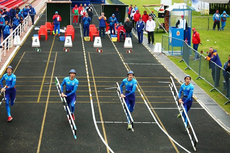 Emercom112's tweet image. Спортсмены из Югры принимают участие в международных соревнованиях по пожарно-спасательному спорту
86.mchs.gov.ru/pressroom/news…