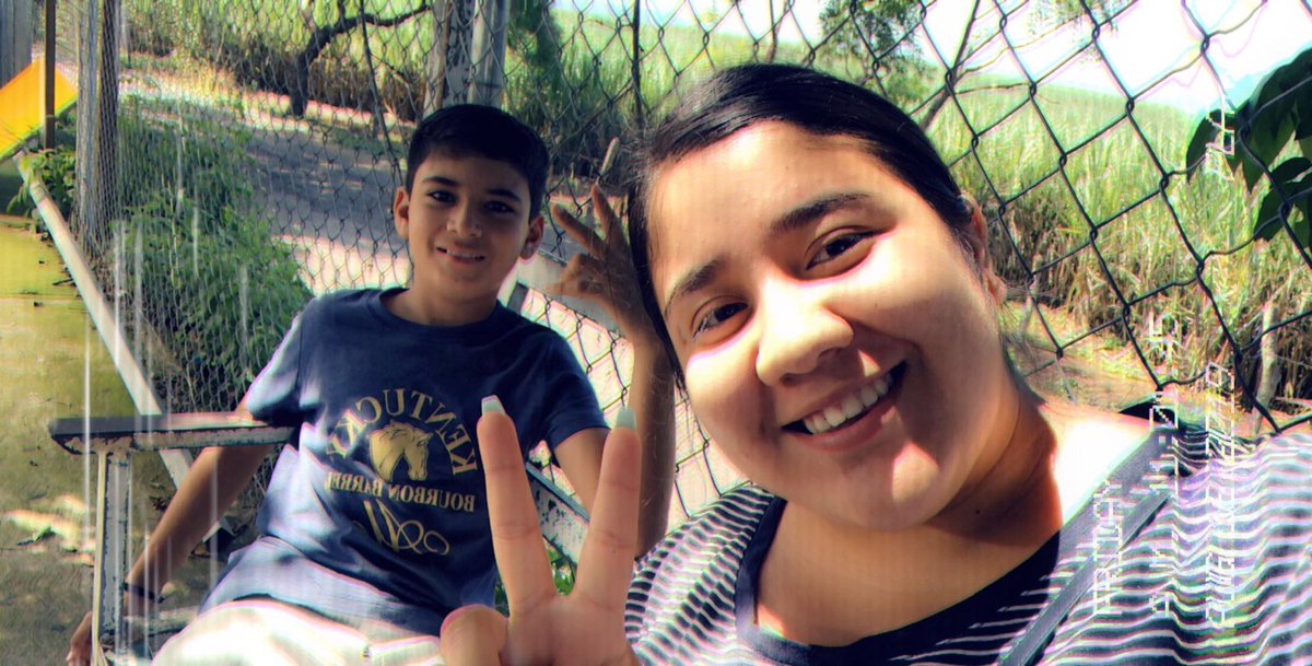 meliss_acevedo's tweet photo. Falta un messss para reunirnos una vez más 💘#Familiaaa https://t.co/pMQo9EGJMc