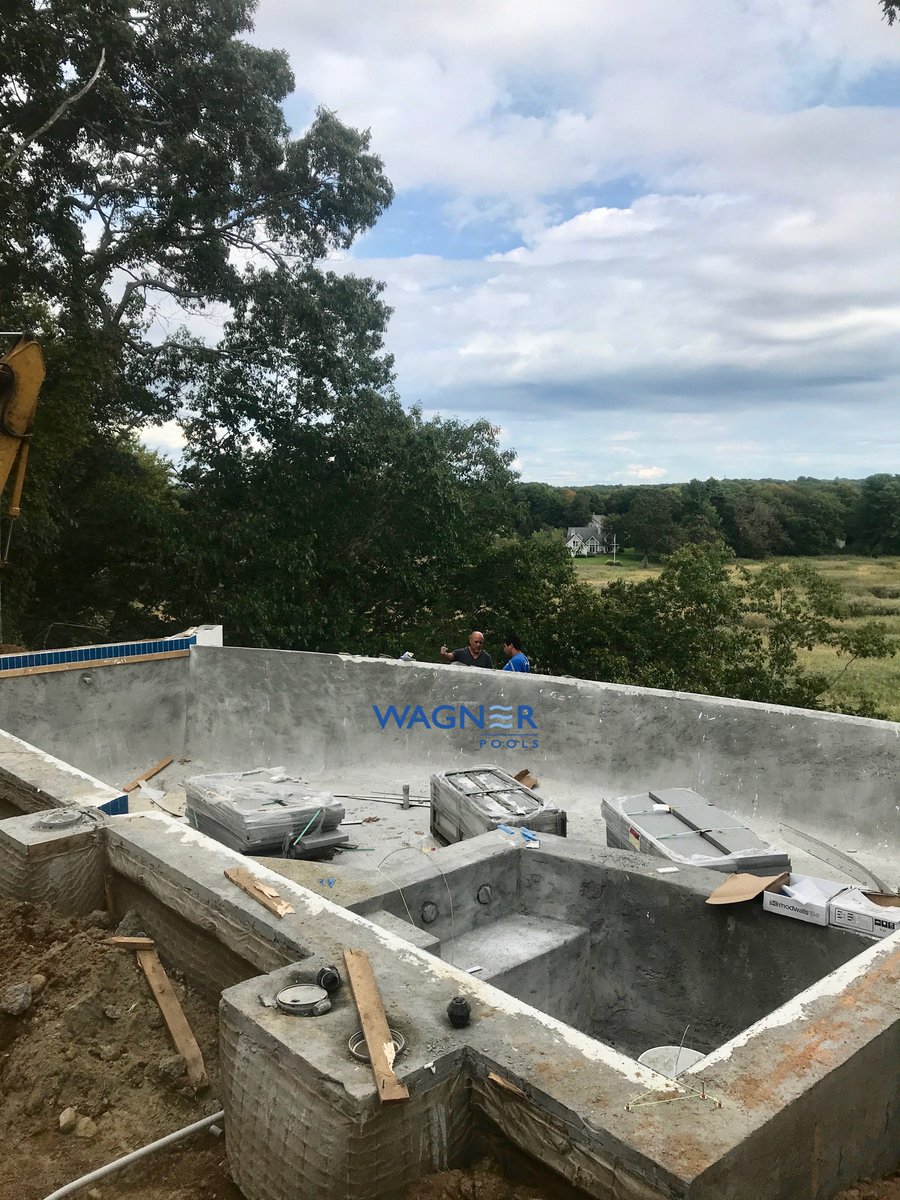 WagnerPools1919's tweet photo. Wagner, Gunite/Shotcrete, Vanishing Edge Pool, Old Lyme, CT, Tile Being Installed, Coping Next! https://t.co/HpKsMgC6qD