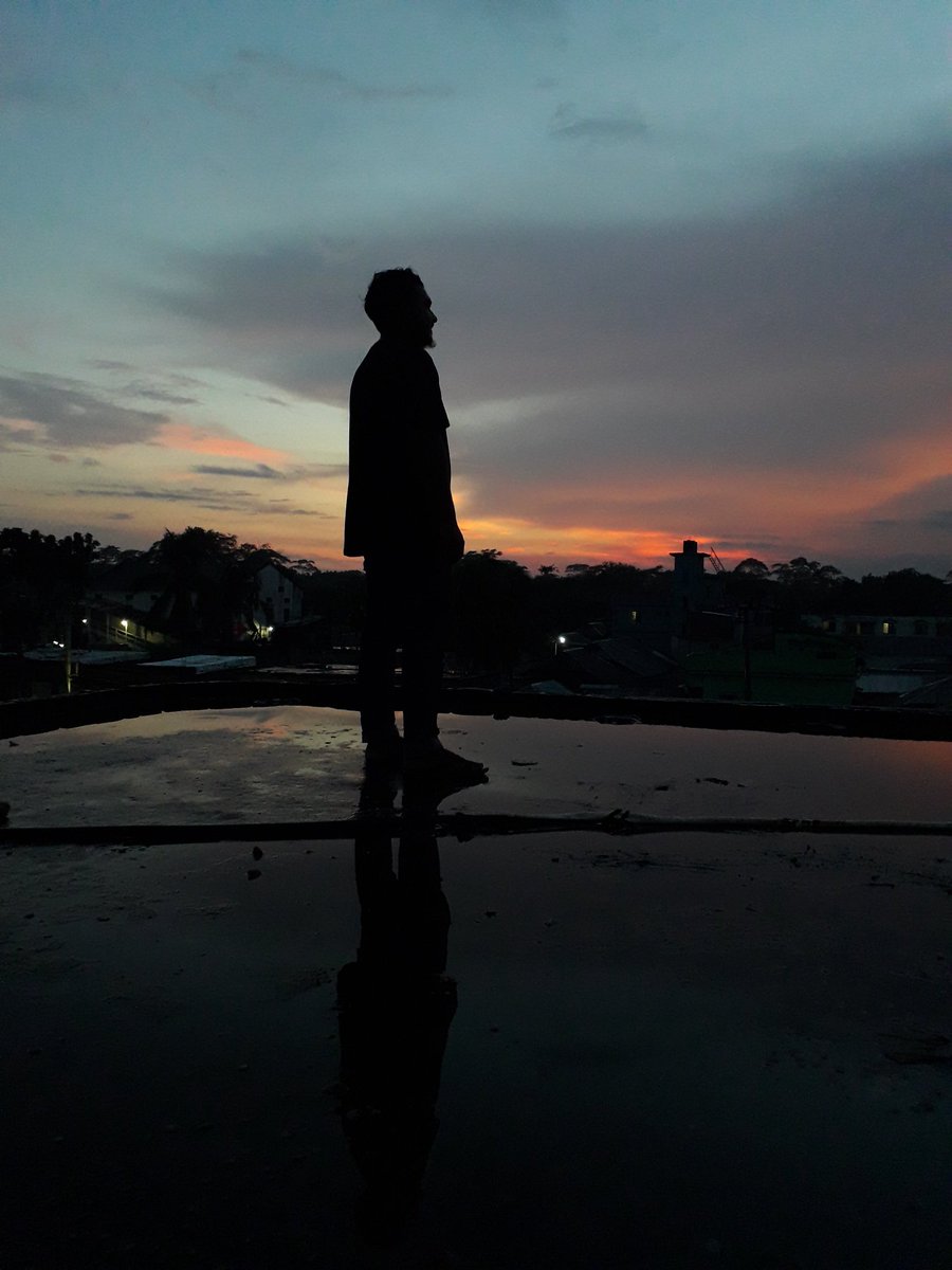 AkonRefar tweet picture