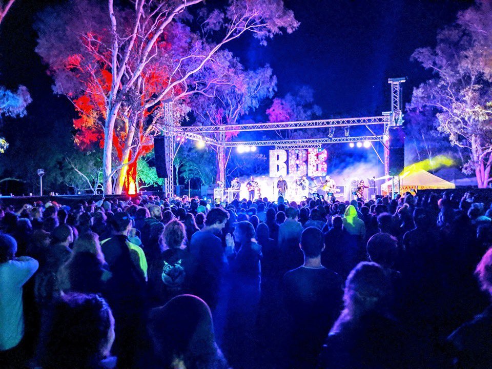 dallasfrasca's tweet photo. What a week #BushBandsBash!
The country, the people, the music, the everything!
Txs @musicnt for having me, to all the bands & mad props to the organisers.
Was an honour to join the stage with the Eylandt Boys again ❤️
Shoutouts to Shellie Morris, Barry Morgan & Drew Goddard. https://t.co/DTmbwu925e