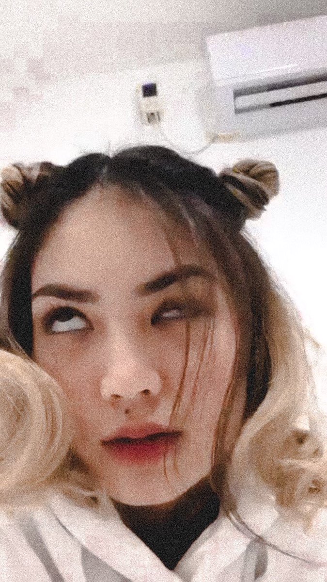 jeorelladotcom's tweet photo. him:ikAw paRin and bAbY kOHh <<3”
me: https://t.co/utUFICvx5I