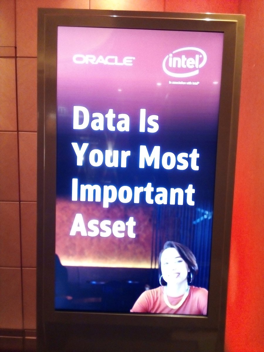 kkokou's tweet photo. Kick-off meeting Oracle Systems Advantage Forum @ Burj Al Arab Dubaï @Oracle #OracleSystemsAdvantage https://t.co/q0zMuCgX7K