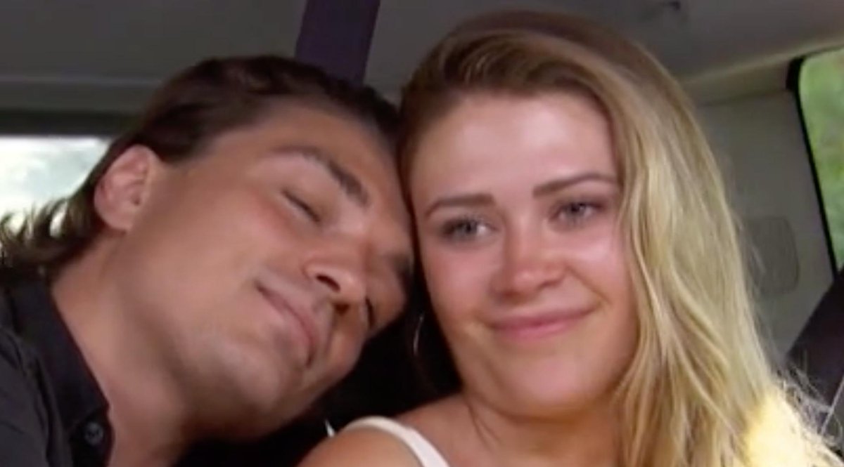 BachPartyPod's tweet photo. when you realize that you maybe should've stuck with the nice 6'6" guy who lives in an actual home with insulation instead of risking it all for a dude who left you on your birthday and also lives in a van
#BachelorInParadise https://t.co/0zetRSdzIB