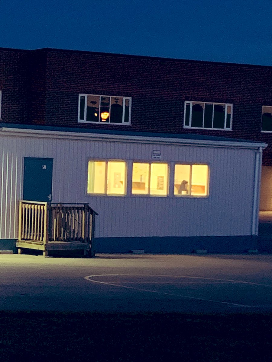 Pic taken at 8:10PM at a school in Burlington. A teacher, in her portable hours after the end of school. Carefully, diligently hanging student’s art. Please remind me, <a href="/fordnation/">Doug Ford</a> and <a href="/Sflecce/">Stephen Lecce</a>, how all educators are only in this profession for the sweet summer vacay? #onted 😡🙄