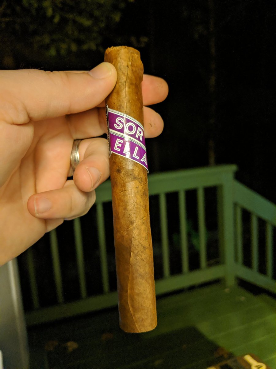 Trying the new <a href="/Fratellocigars/">Fratello Cigars</a> blend. Sorella is smooth and complex. Actually, it has a few flavors I can't put my finger on. Overall, I enjoy it. #cigars #decknight