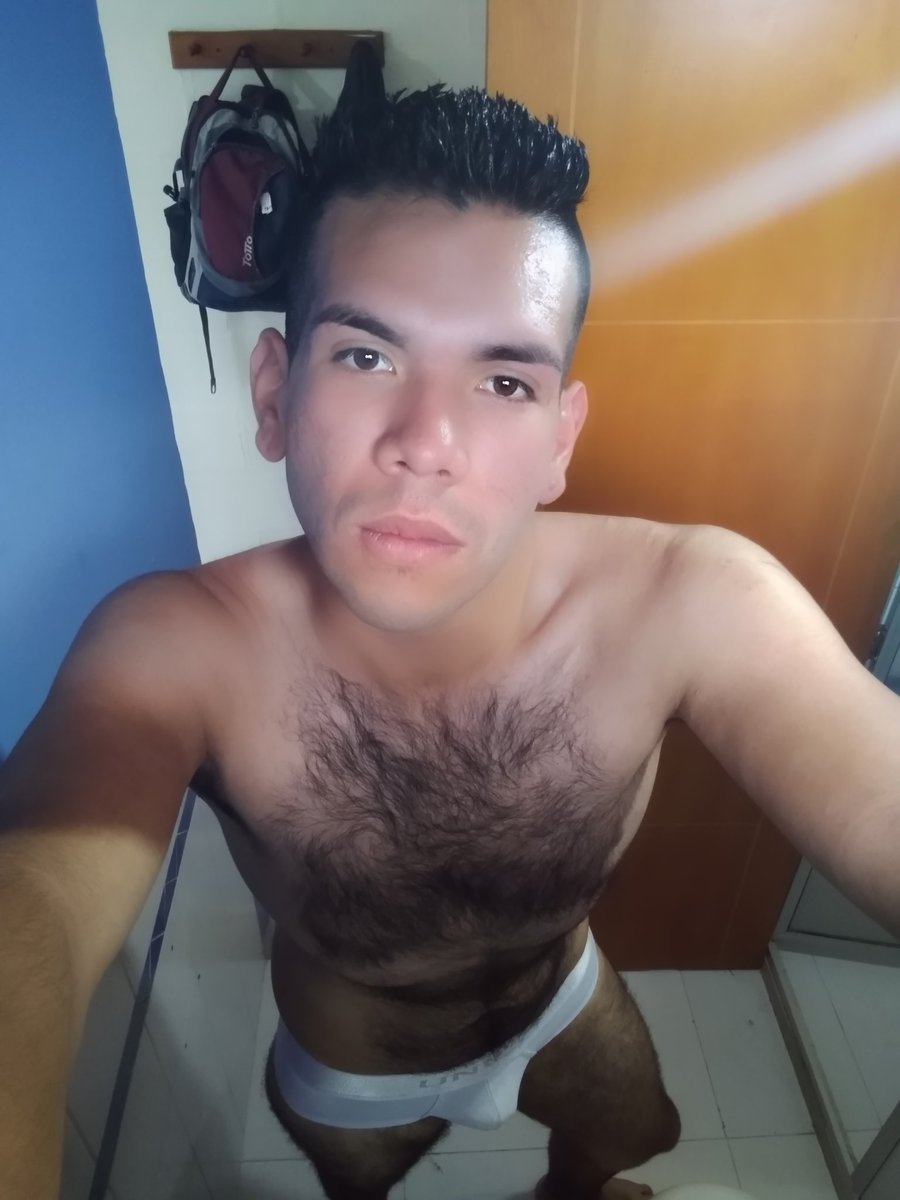 69Act100's tweet photo. Algo hot para mis seguidores la próxima es en cuero https://t.co/tzlkens7ZF