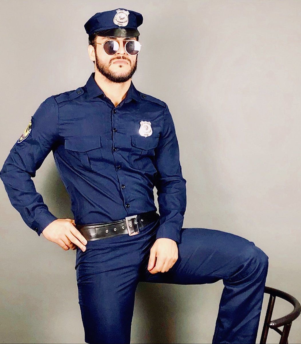 SDFashionMagaz1's tweet photo. Stefano Suaros American Actor #stefanosuaros #stefanosuarosbestmodel #stefanosueosmodel #sdfilmproduction #sdfashionacademy #sdfashionmagazine #stefanomodel #stefanoactor #twitter #cuteboy #sexymaericanpolice https://t.co/hvy3H3ImYR