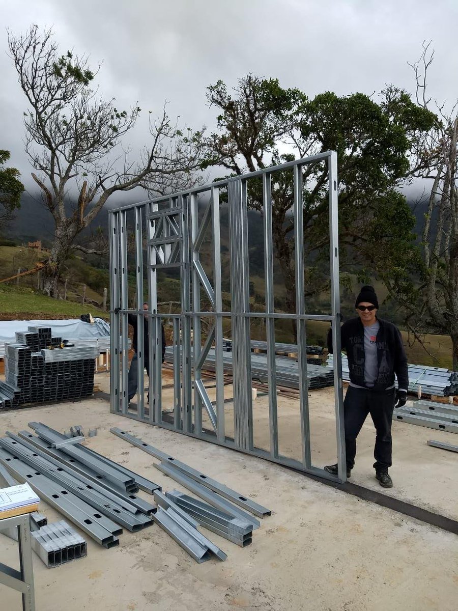 Lindarollformer's tweet image. Full Automatic Light Steel Prefabricated Villa House Frame CAD Machine
Click here for more information: dwz.cn/USMVPj85
Email: bosj07@bosj.com.cn💞
#steel #modular #lightweightsteel #steelframe #lightgaugesteel #prefabricated 
Email: bosj07@bosj.com.cn💞