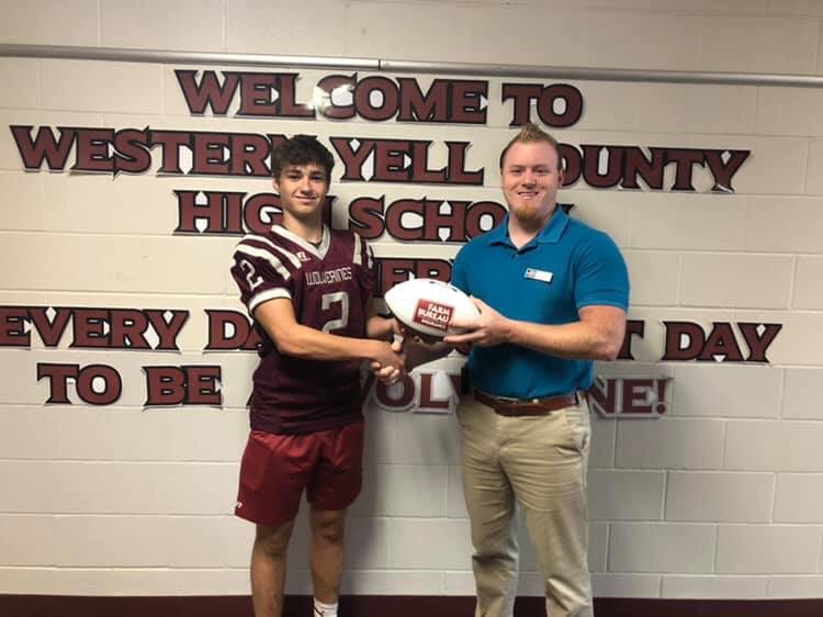 WYCWolverines's tweet photo. Congratulations Jordan Alexander Mcham on being selected Yell County Farm Bureau player of the week. Jordan had 3 catches for 70 yards with 2 TDs on offense. He added 5 tackles on defense! #WolverineNation #EVERYDAY https://t.co/X3Jjbid9G4
