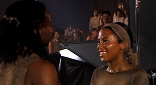 BrynCJHammond's tweet photo. #Aaliyah’s 2001 ‘#MatrixReloaded’ scene’s. #aaliyahhaughton was supposed to be Zee. Some of Aaliyah’s scenes had been shot when she tragically died.
A Case for Murder #AaliyahFiles hits stores October.
https://t.co/9quxfh0izr
#Film #Promote #Newbook #action @PhilipRogersPR https://t.co/oeCl4J443W