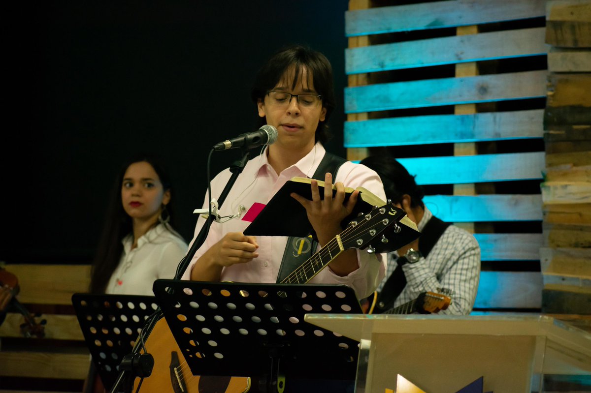 ibcentralrd's tweet photo. Bendice, alma mía, a Jehová,
 Y bendiga todo mi ser su santo nombre. Bendice, alma mía, a Jehová, Y no olvides ninguno de sus beneficios. El es quien perdona todas tus iniquidades,
El que sana todas tus dolencias. Salmo 103:1-3 #Ibcentralrd #Dios #SuIglesia https://t.co/rlAbQbD84a