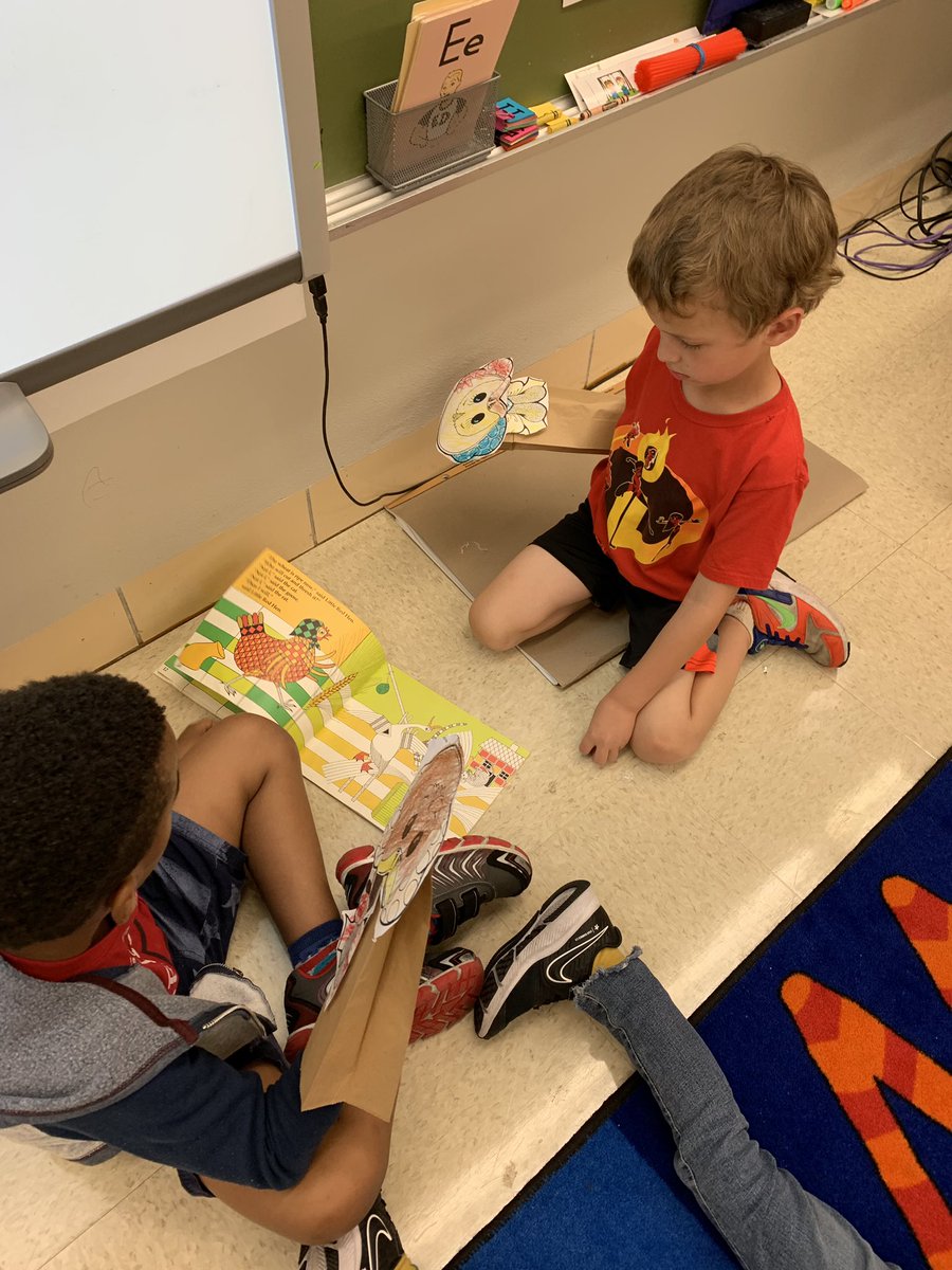MrsKobermannRBE's tweet photo. It was Red Day in kindergarten as we do a color study this week! We read “The Little Red Hen”, made puppets, and retold the story. https://t.co/lY5O91mPm9