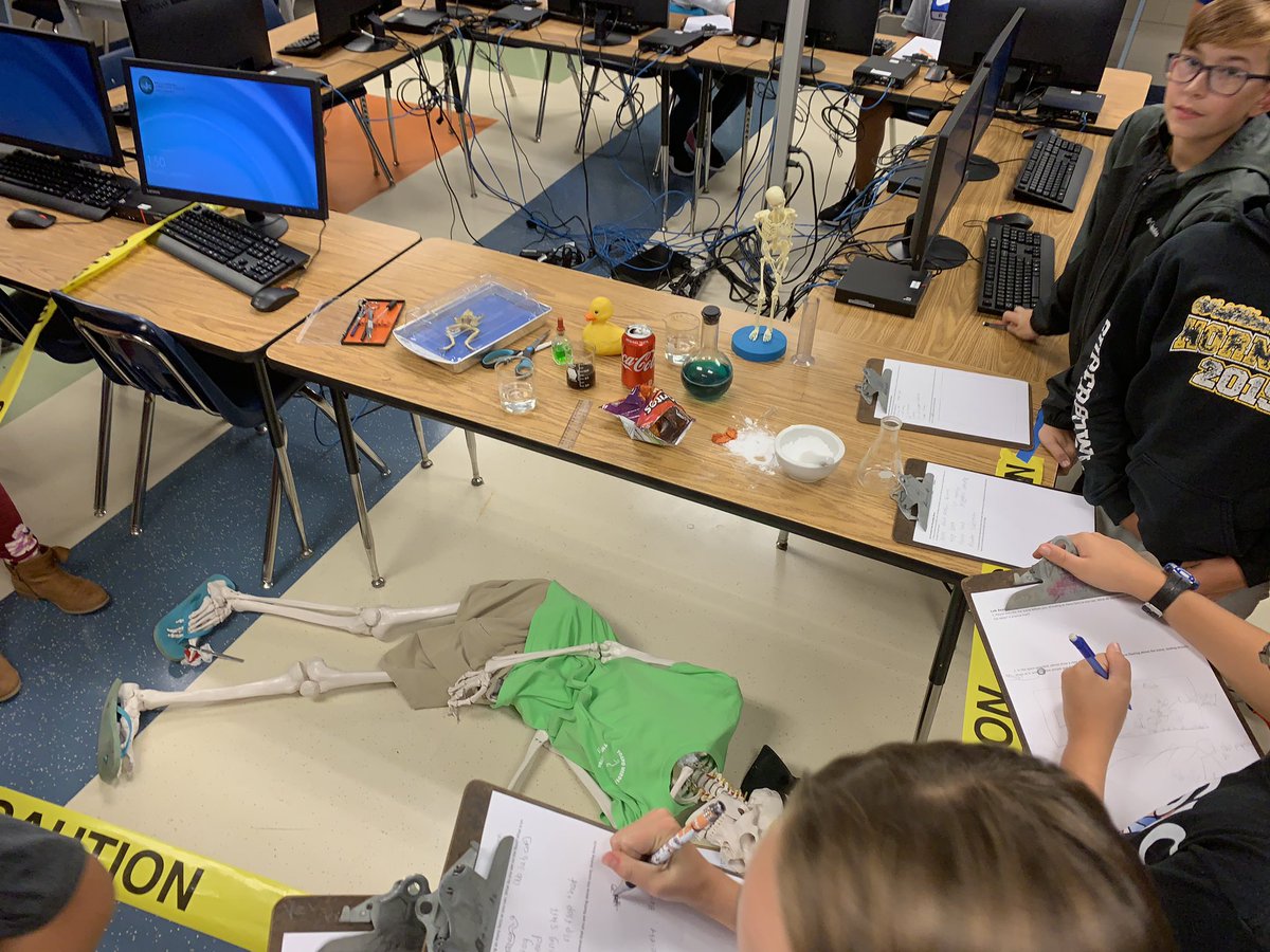 Kate_Chall's tweet photo. Proper safety protocol is essential or else....accidents happen @TMStiger1 #challscience https://t.co/qfjb8K8DU6