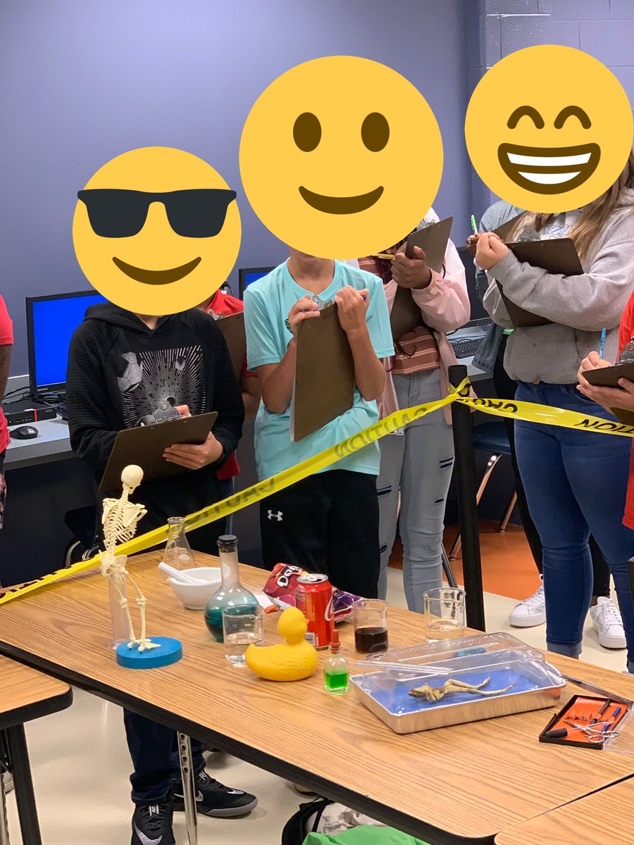 Kate_Chall's tweet photo. Proper safety protocol is essential or else....accidents happen @TMStiger1 #challscience https://t.co/qfjb8K8DU6