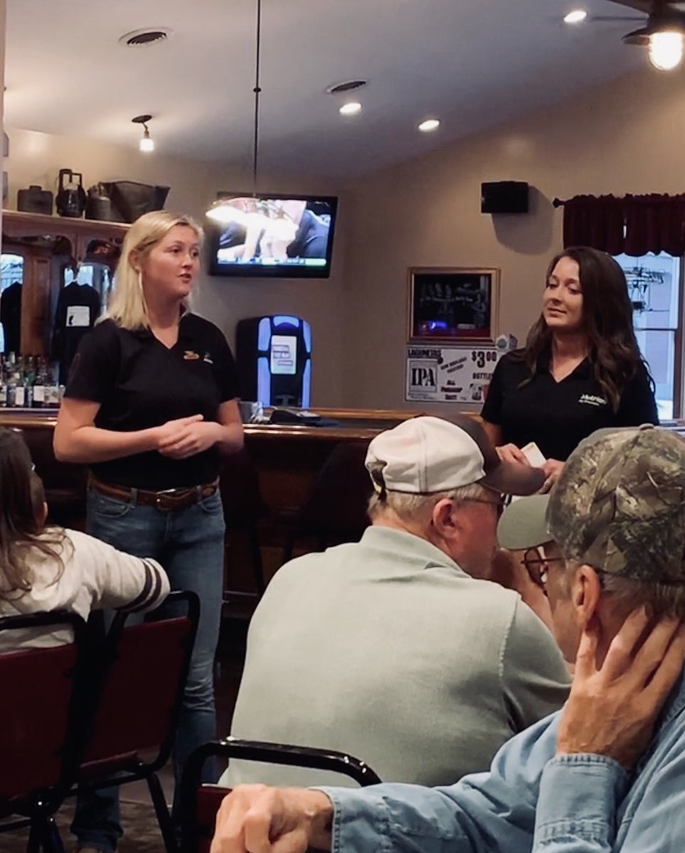 Thank you to <a href="/jdollar14/">Jeff Doll</a> for hosting our plot tour tonight! The weather was perfect. Also, thank you to <a href="/JimDonnelly1/">Jim Donnelly</a> and <a href="/_alycenwhite/">Aly White</a> for speaking on Dekalb/Asgrow products!!

#ClimateFieldView #Dekalb #Asgrow #Bayer