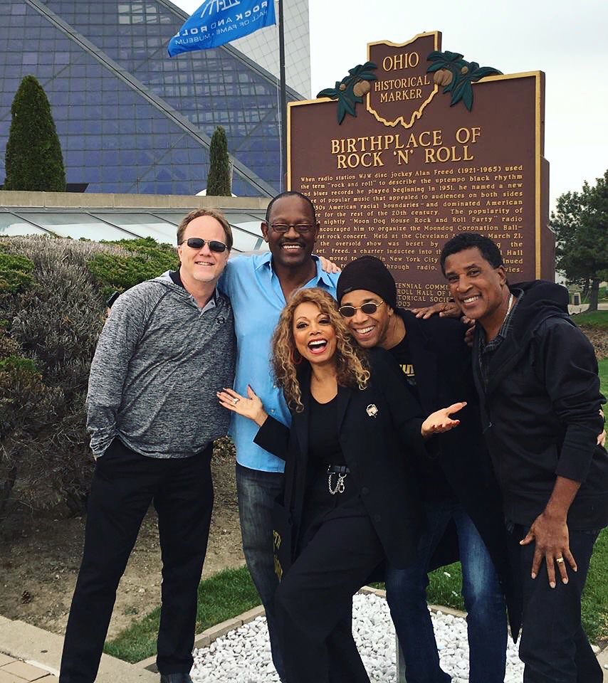 5thdimensionOF's tweet photo. Throwback to when the band visited Ohio, the home of the famous Rock and Roll Hall of Fame 🎸 #throwback #the5thdimension #tourdiaries https://t.co/t2h1B26Ij8