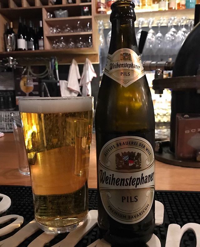 blindtastegf's tweet photo. So what’s the difference between a #germanpils and a Czech #pilsner?
-
The long and the short of it is water.
-
The ideal scenario is German water used in #pils #beers is full of minerals, particularly calcium-sulphate (though not all German towns have w… https://t.co/GXLvAYQXVb https://t.co/BcmTOrZsLz