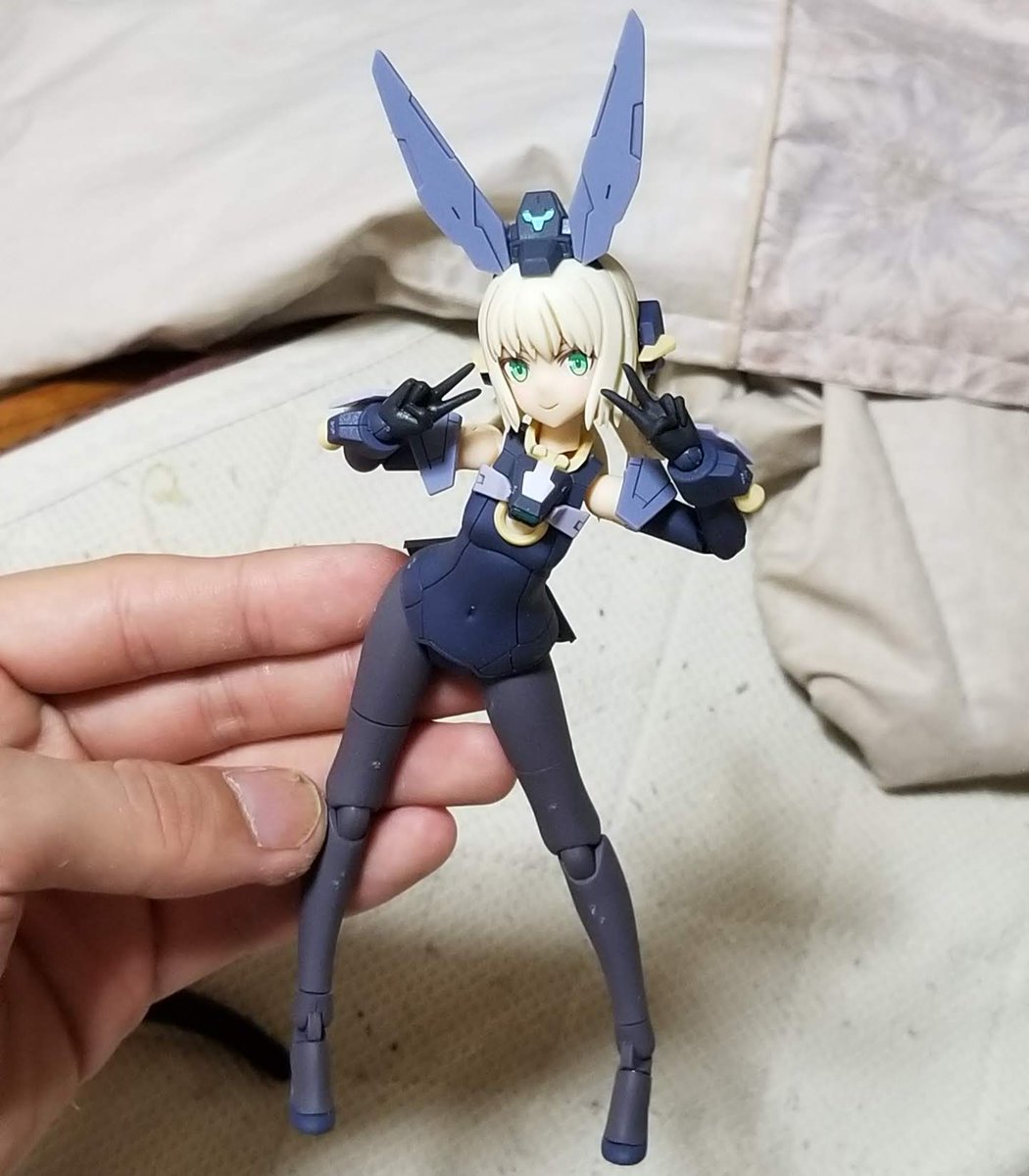 とりぴー ポーズ解説本販売中 V Twitter かわいいってわかっててやってるピースです 可愛い とりポージング とりぴー ポーズ解説本販売中 V Twitter かわいいってわかっててやってるピースです 可愛い とりポージング