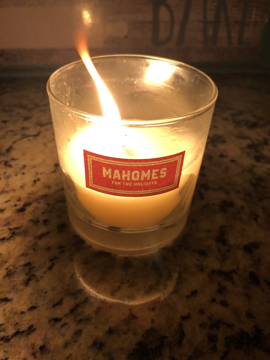 MarkTheOverseer's tweet image. Even though the Raiders play tonight... Raider week still started today for us in KC. That means it’s time for the candle to be lit! #ChiefsKingdom #RaiderHater