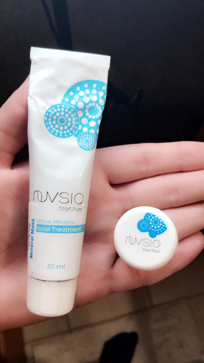JarrodMUA's tweet photo. I’m actually loving this new skin care by @nuvsio !! You should definitely try this out. I see massive skin changes allready. My skin is so shiny and bright and dark bags under my eyes are gone! 💯🔥 #nuvsio #skincare #mineral https://t.co/oO2G7K1iRI