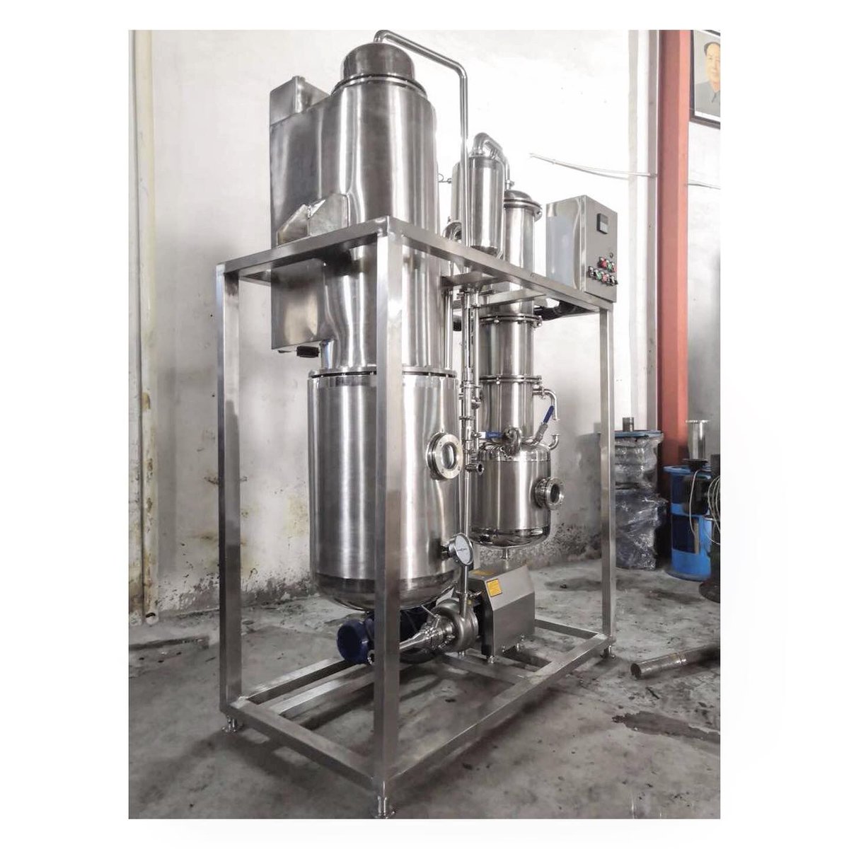 LanphanTrade's tweet photo. Falling Film Evaporator 
Ready for shipping 

#extracts #rotovap #thc #cbd #extraction #dabs #extractsdaily #terps #cannabis #kush #concentrates #distillates #420 #710 #weedextract #Labs #labequipment #og #chemical #shortpath #distillation #rotaryevaporator #chiller https://t.co/yv6DTSBS1R