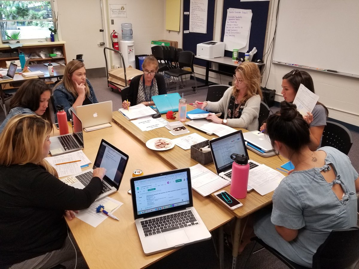 1st PLC of the year and my kinder teachers were already norming scoring a narrative cold write. These educators are the best! #KidsDeserveIt #communityrootsacademy
#plc #Kindergarten
