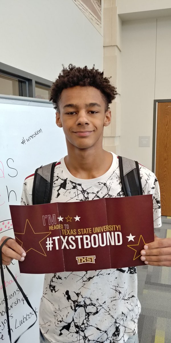 Mrs_Moore78's tweet photo. This kid is 3 for 3. He has been accepted to Texas State, Stephen F Austin and Tarleton.  Future teacher and basketball coach. https://t.co/qu6zHqfsyK